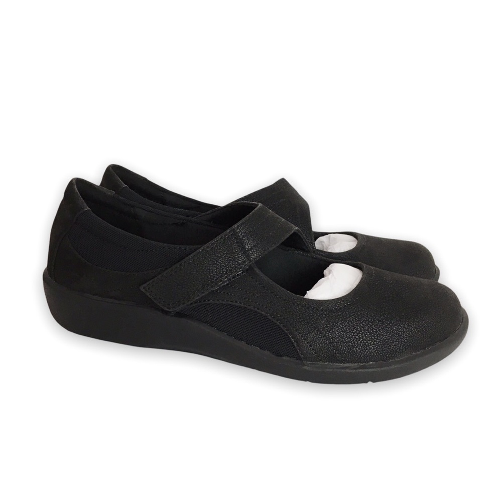Clarks Sillian Bella Black Mary Jane Style Flats Women's Size 8.5 NEW